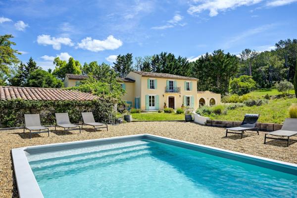 Vente Maison de luxe Aix-en-Provence 6 Pièces 260 m²