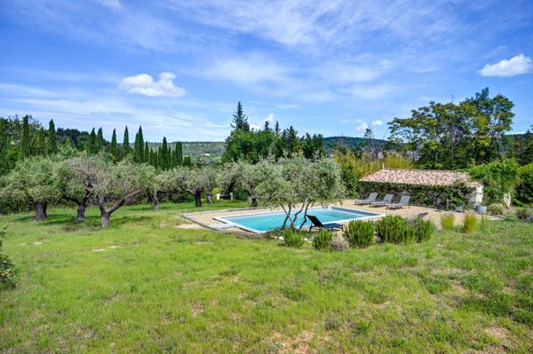 Vente Maison de luxe Aix-en-Provence 6 Pièces 260 m²