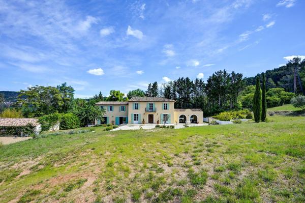 Vente Maison de luxe Aix-en-Provence 6 Pièces 260 m²