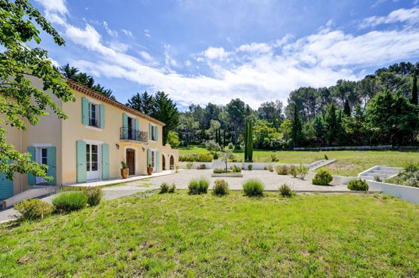 Vente Maison de luxe Aix-en-Provence 6 Pièces 260 m²