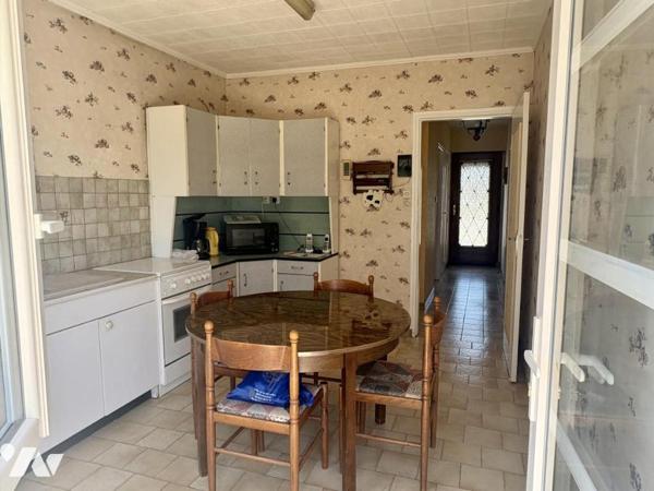 Maison à usage d'habitation 
