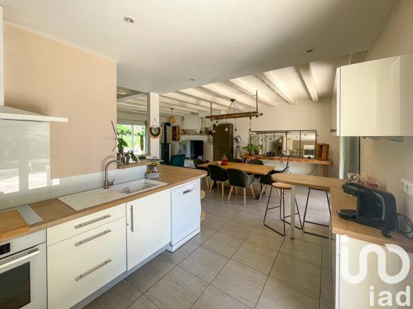 Maison à vendre 5 pièces 117 m² Ussac