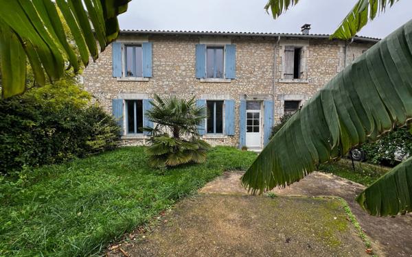 Maison à vendre    4 pièces •  Semussac