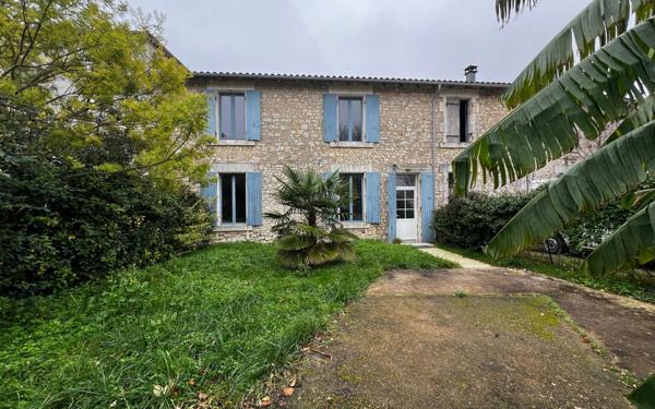 Maison à vendre    4 pièces •  Semussac