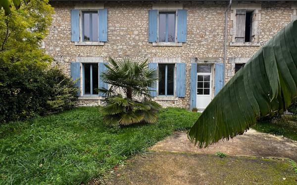 Maison à vendre    4 pièces •  Semussac