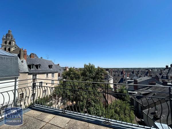 Appartement à louer 2 pièces 52.36m² Blois (41000)