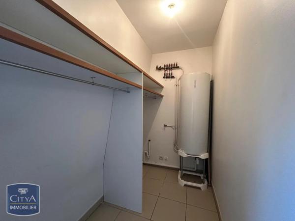 Appartement à louer 2 pièces 52.36m² Blois (41000)