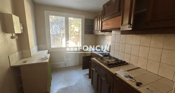 À vendre Appartement 3 pièces 70 m² - Sorgues 84700