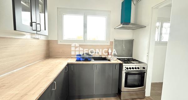 Location Appartement meublé 3 pièces 54 m² - Cognac 16100