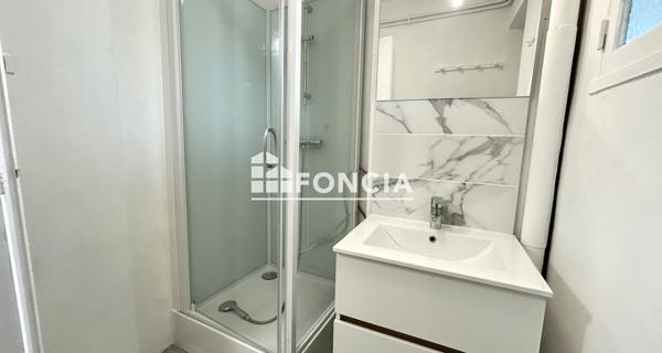 Location Appartement meublé 3 pièces 54 m² - Cognac 16100