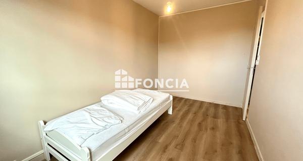 Location Appartement meublé 3 pièces 54 m² - Cognac 16100