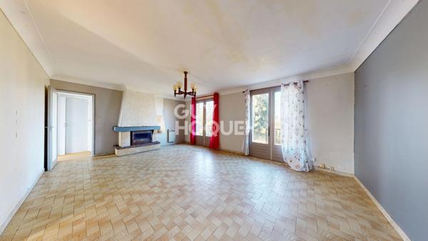 Ensemble immobilier aux multiples visages proche Saint-Sever