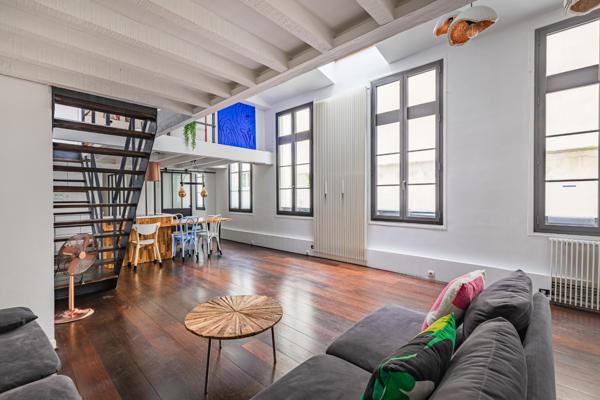 Secteur Archives - Magnifique 3 pièces dernier étage - 2 chambres - Rénové