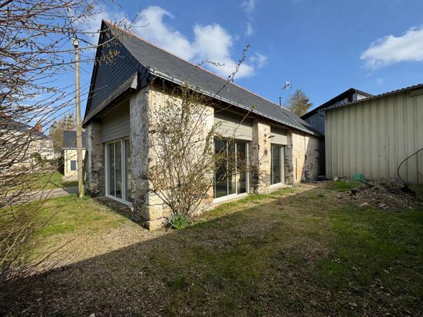 Maison à vendre maison vie de plain-pied + hangars loués avec rendement locatif