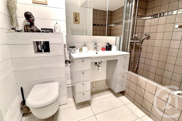Appartement à vendre  4 pièces - 87,68 m2 LES LILAS - 93