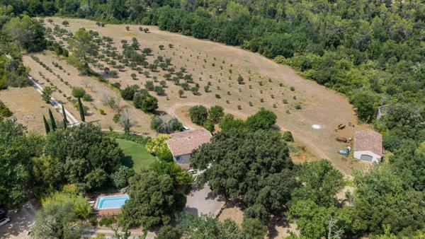 Vente Maison provençale de luxe Lorgues 6 Pièces 225 m²