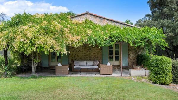 Vente Maison provençale de luxe Lorgues 6 Pièces 225 m²
