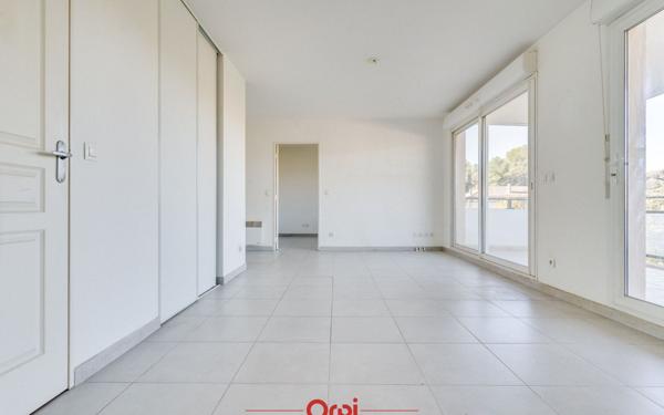 Appartement à vendre    2 pièces • 46 m2 Marseille 13