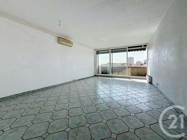 Appartement F2 à vendre  2 pièces - 68,08 m 2   NANCY  - 54
