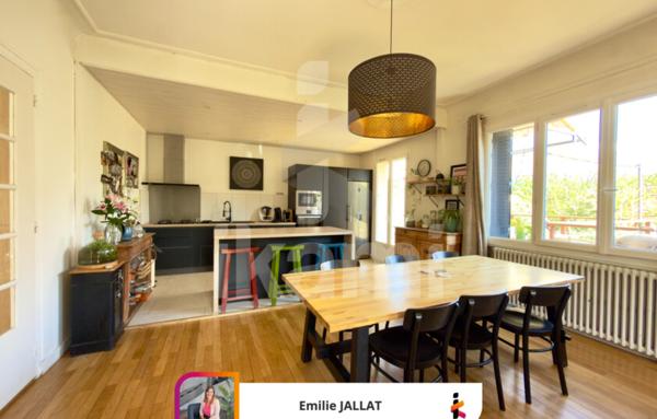 Maison de 210 m²