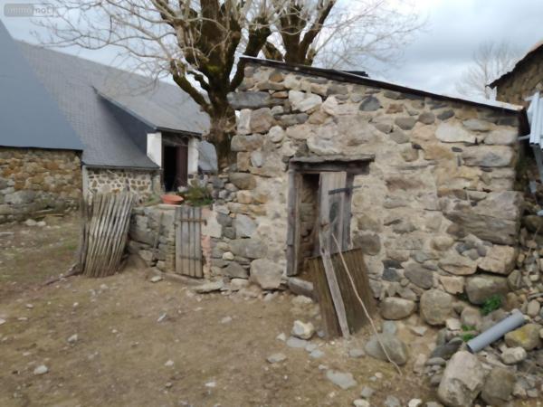 Propriete à vendre à Saint-Étienne-de-Chomeil dans le Cantal (15400), ref : 2091