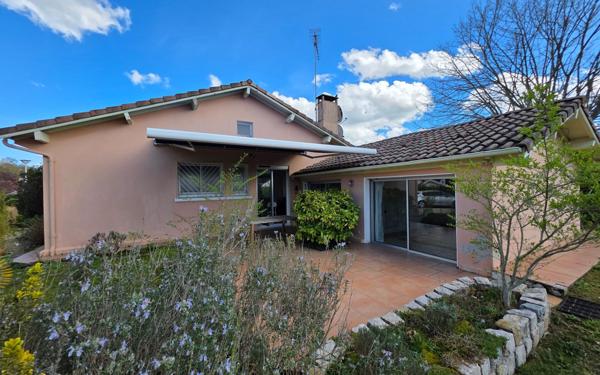 Maison à vendre    5 pièces • 91,50 m2 Saint-Pierre-du-Mont
