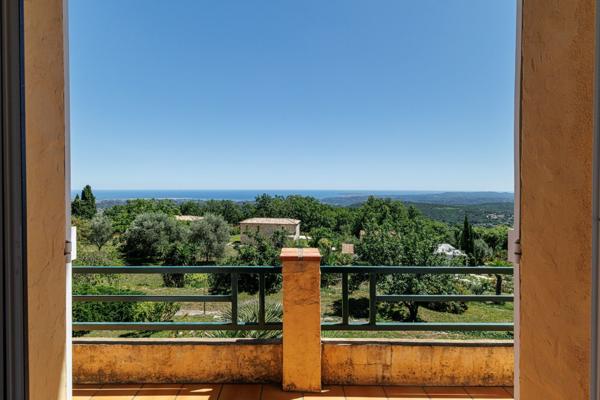 Vente Maison provençale de luxe Vence 8 Pièces 141 m²