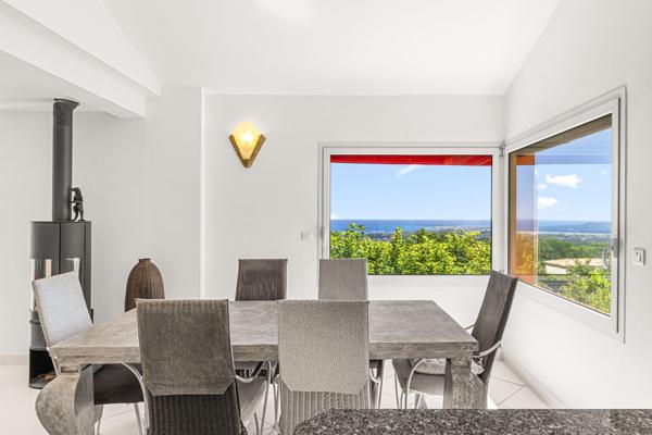 Vente Maison provençale de luxe Vence 8 Pièces 141 m²
