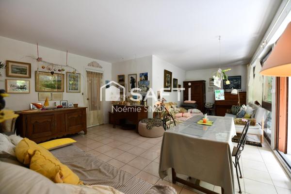 Grand appartement de quatre pièces avec jardin !!