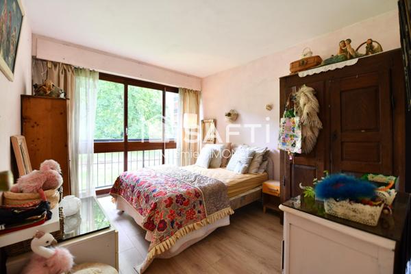 Grand appartement de quatre pièces avec jardin !!