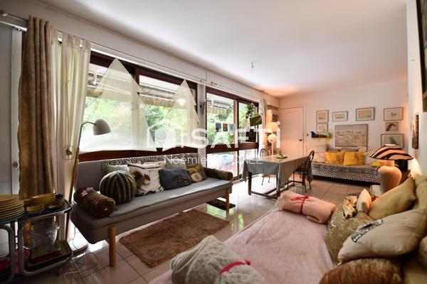 Grand appartement de quatre pièces avec jardin !!