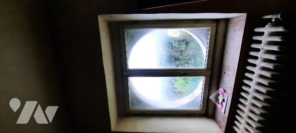 Centre de Levroux maison à rénover 7 pièces, 3 chambres, grand jardin clos avec garage double