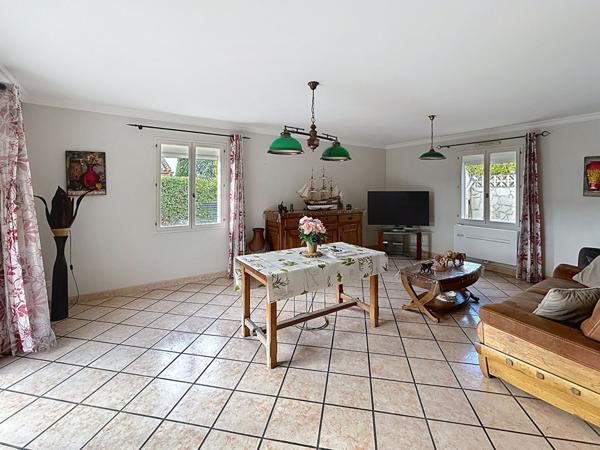 Maison a vendre a La Valette du Var de  4 pieces, 3 chambres
