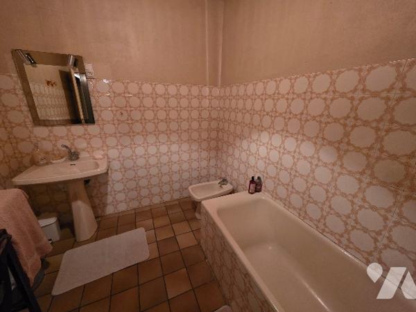 A vendre maison louée 5 pièces 162 m²