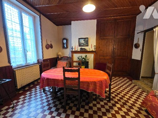A vendre maison louée 5 pièces 162 m²