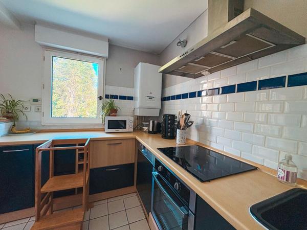 Appartement 2 chambres avec balcon et box - Bord de Sèvres