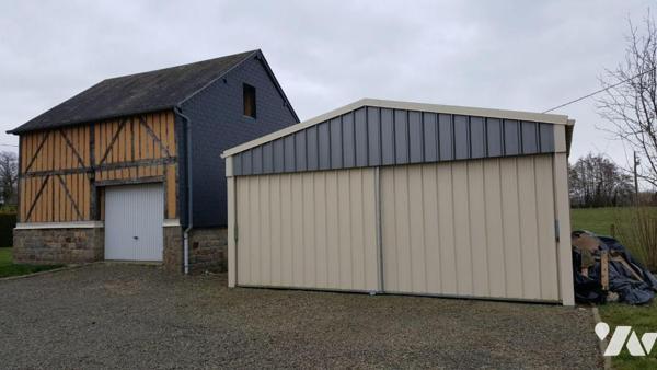 A VENDRE. Maison. ST GEORGES DE ROUELLEY. Sud Manche. Basse Normandie.
En campagne, dans un ha...