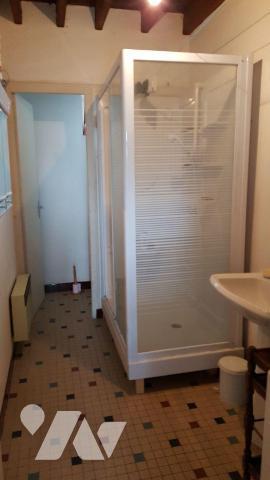 A VENDRE. Maison. ST GEORGES DE ROUELLEY. Sud Manche. Basse Normandie.
En campagne, dans un ha...