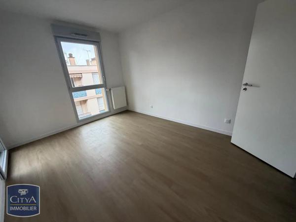 Appartement à louer 2 pièces 43m² Saint-Chamond (42400)