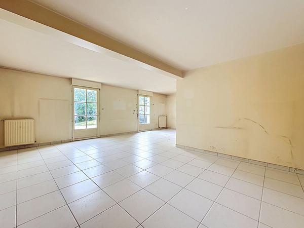 5 minutes d'Amboise, achat maison ancienne Nazelles-Négron 171 m² 4 chambres.