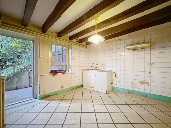 5 minutes d'Amboise, achat maison ancienne Nazelles-Négron 171 m² 4 chambres.