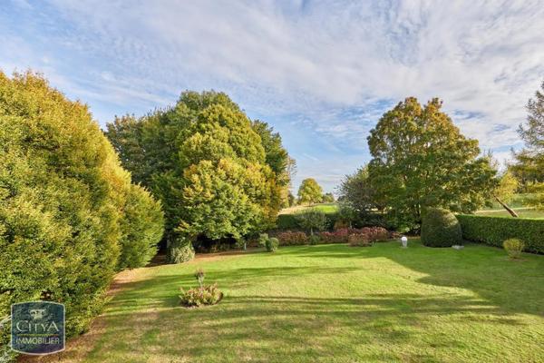 Demeure à vendre 8 pièces 385m²