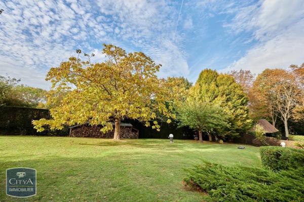 Demeure à vendre 8 pièces 385m²