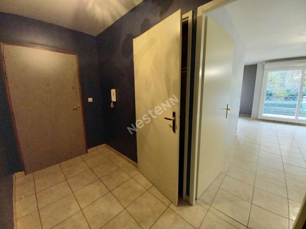 RARE ! Appartement 3 pièces avec terrasse, dépendances, proche du centre et commerces