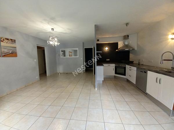 RARE ! Appartement 3 pièces avec terrasse, dépendances, proche du centre et commerces