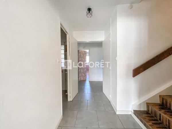 Location appartement Grenoble - 3 pièce(s) - 79 m² - 695 €/mois