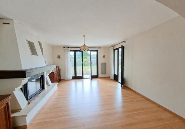 Maison à vendre 389 610 € Saint-Jean-d'Illac 4 p 113 m² DPE D