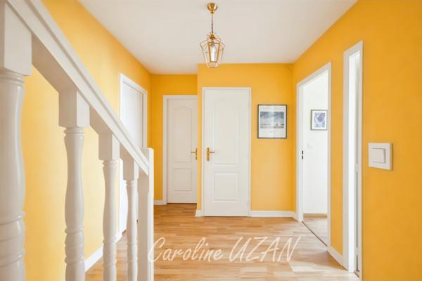 92 Rueil-Malmaison, quartier Buzenval- Maison contemporaine de 165m2 dont 4 chambres, garage, jardin au cœur d'un Domaine Privilégié