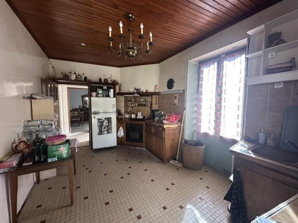 Maison à vendre |  Courcôme |  3 pièces | 140 m²