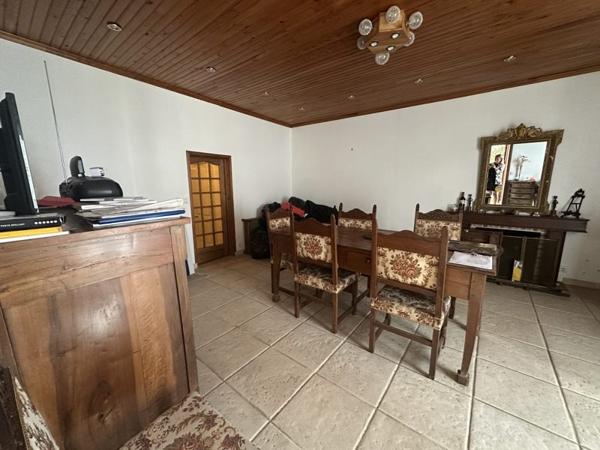 Maison à vendre |  Courcôme |  3 pièces | 140 m²